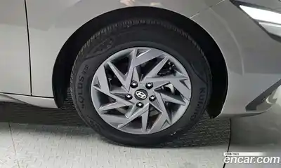 Hyundai Avante 2024 1.6 Автомат в Москве № 110348, миниатюра 3