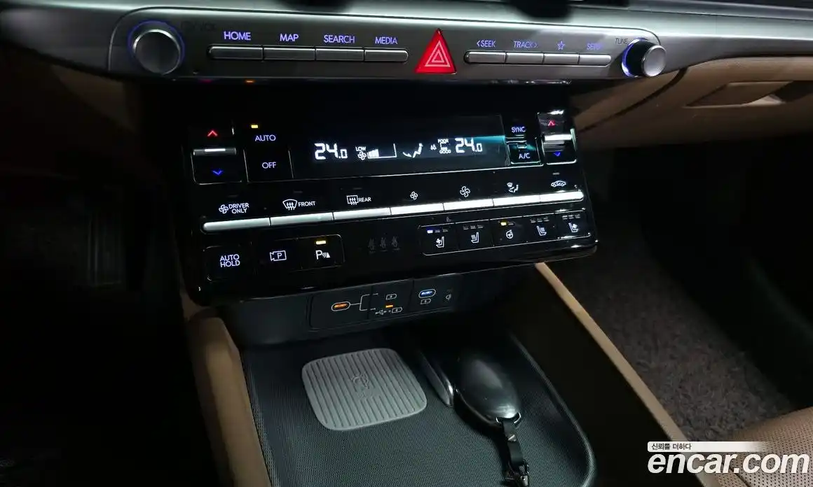 Hyundai Grandeur 2023 1.6 Автомат в Москве № 111623, фото 11