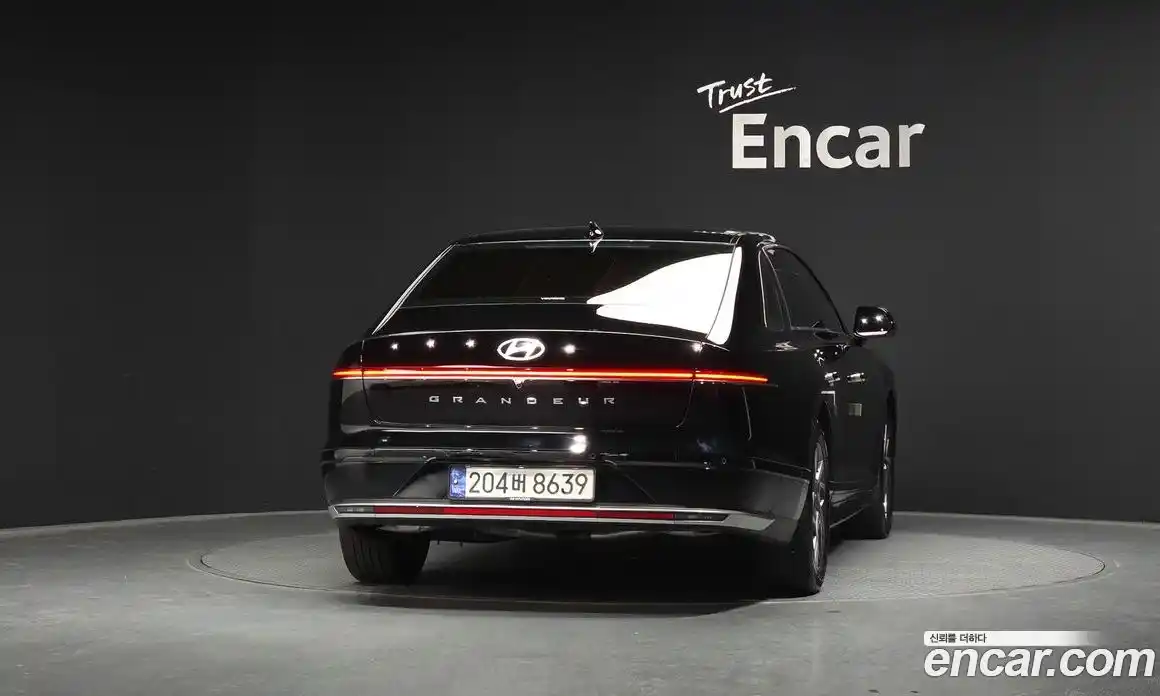 Hyundai Grandeur 2023 1.6 Автомат в Москве № 111623, фото 12