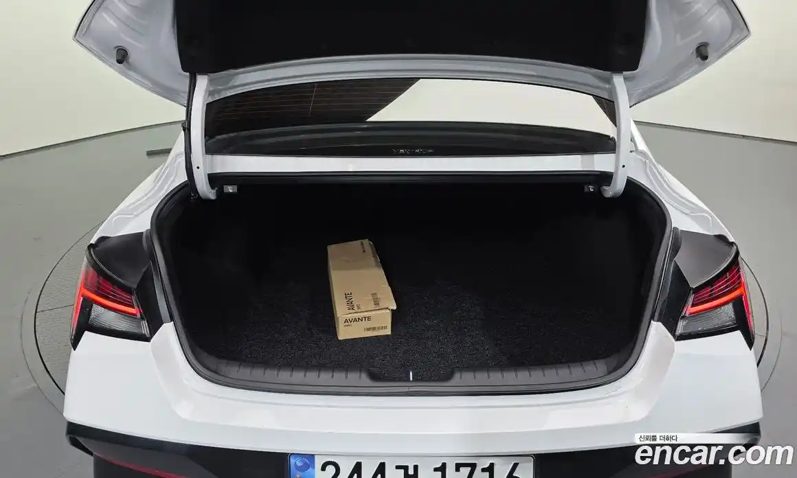 Hyundai Avante 2025 1.6 Автомат в Москве № 119650, фото 12