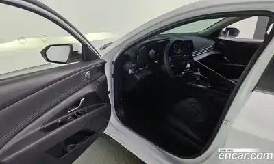 Hyundai Avante 2025 1.6 Автомат в Москве № 119650, миниатюра 9