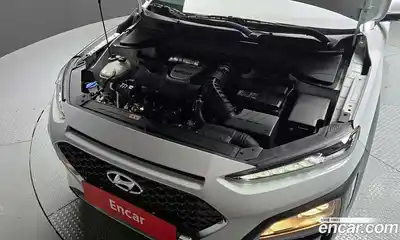 Hyundai Kona 2020 1.6 Автомат в Москве № 12038, миниатюра 6
