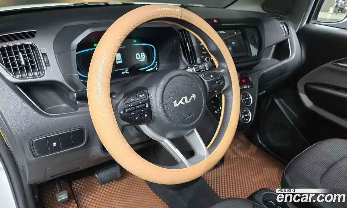 Kia Ray 2024 1.0 Автомат в Москве № 120467, фото 19