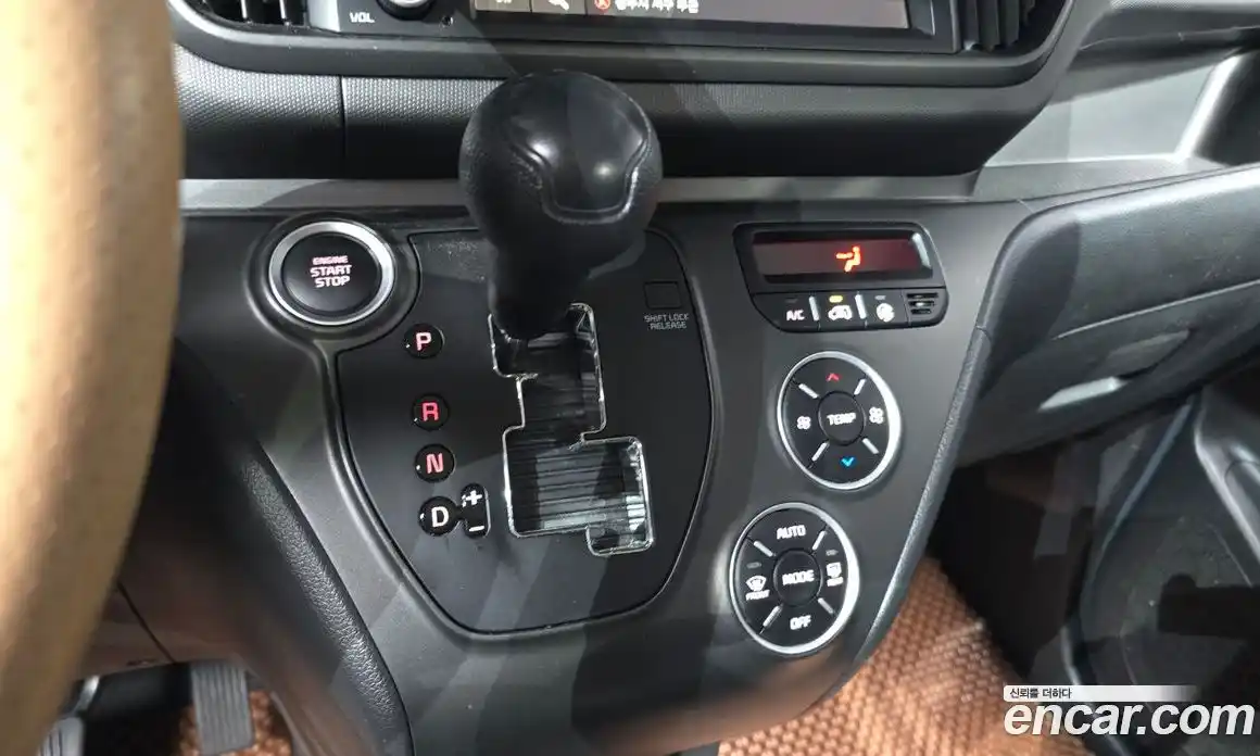 Kia Ray 2024 1.0 Автомат в Москве № 120467, фото 7