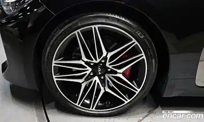 Kia Stinger 2023 2.5 Автомат в Москве № 121172, миниатюра 5