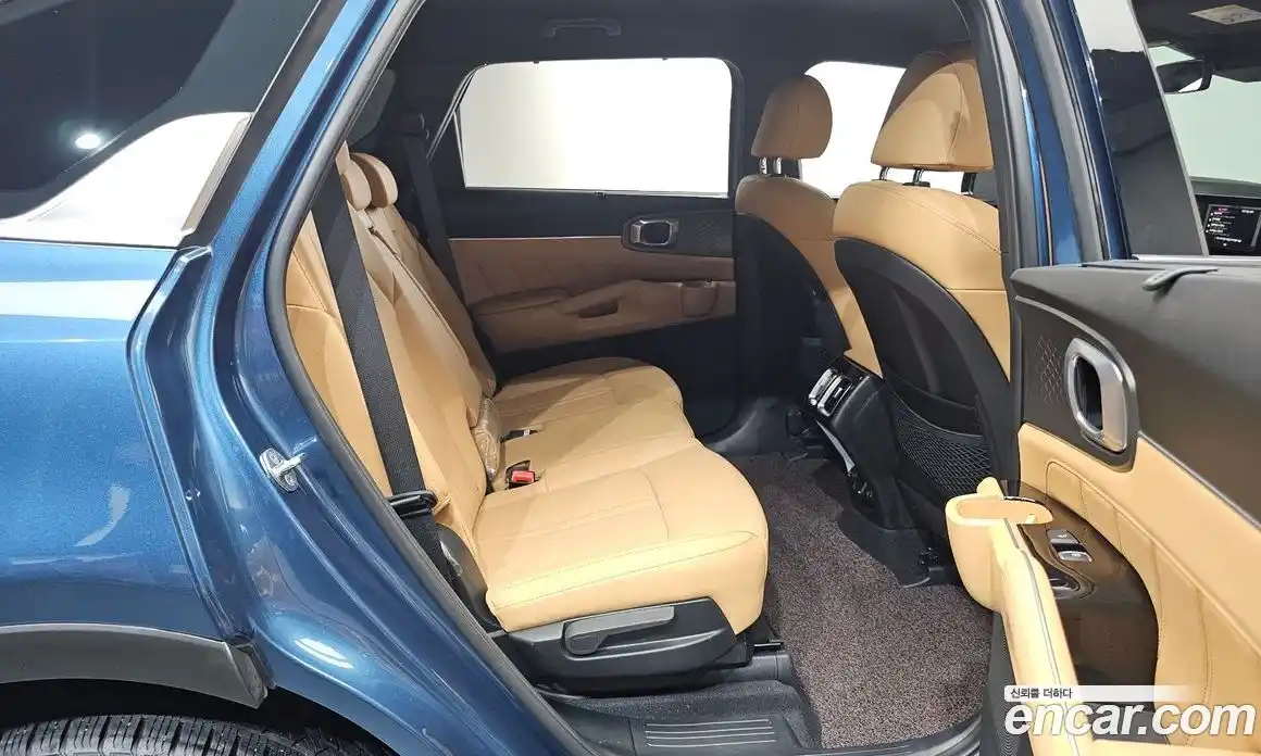 Kia Sorento 2023 1.6 Автомат в Москве № 121412, фото 19