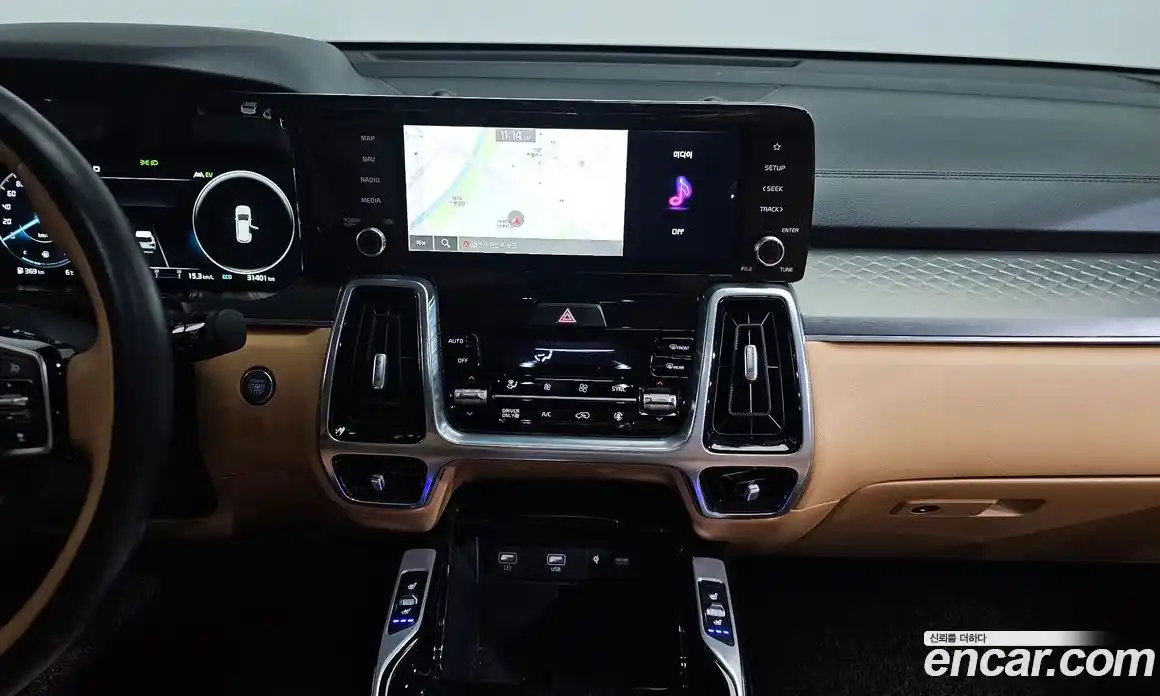 Kia Sorento 2023 1.6 Автомат в Москве № 121412, фото 20