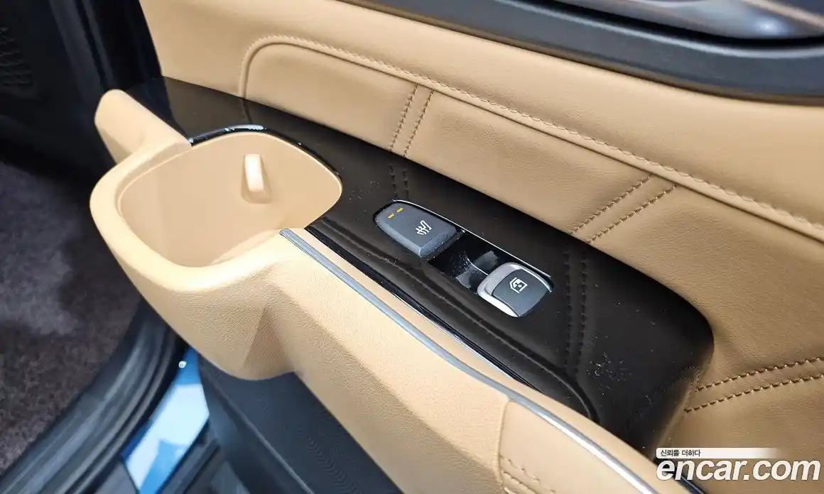 Kia Sorento 2023 1.6 Автомат в Москве № 121412, фото 2