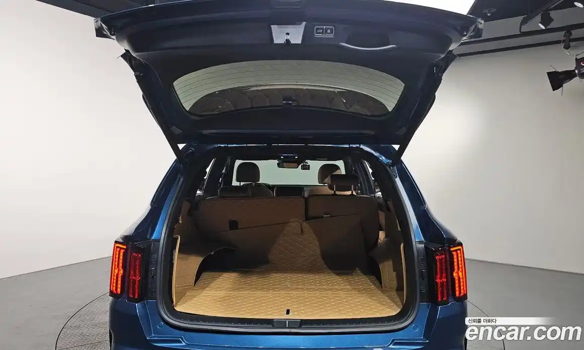 Kia Sorento 2023 1.6 Автомат в Москве № 121412, фото 8