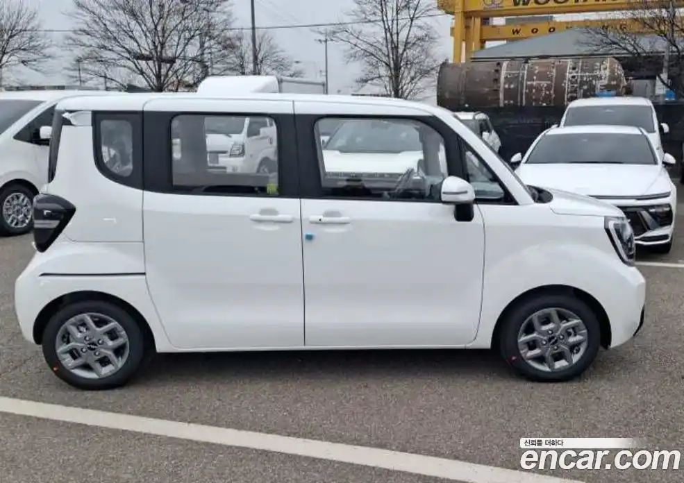 Kia Ray 2026 1.0 Автомат в Москве № 122409, фото 5