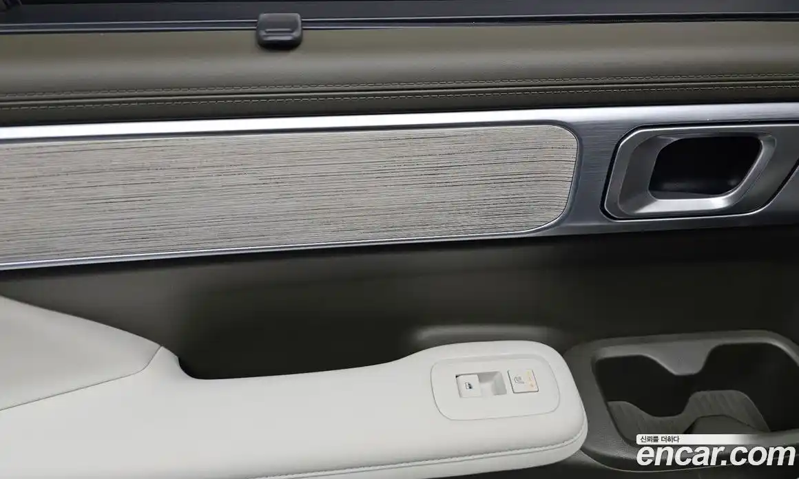 Hyundai Santa Fe 2024 1.6 Автомат в Москве № 122904, фото 12