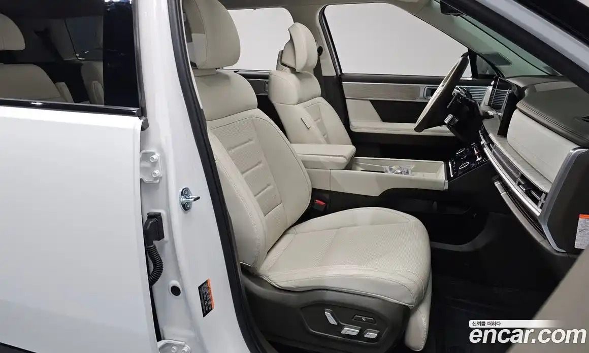 Hyundai Santa Fe 2024 1.6 Автомат в Москве № 122904, фото 19