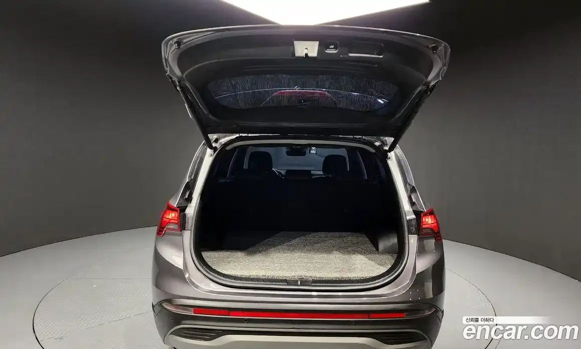 Hyundai Santa Fe 2021 2.2 Автомат в Москве № 123708, фото 19