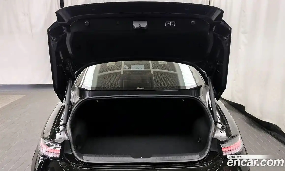 Hyundai Ioniq 6 2023 0.1 Автомат в Москве № 123851, фото 17