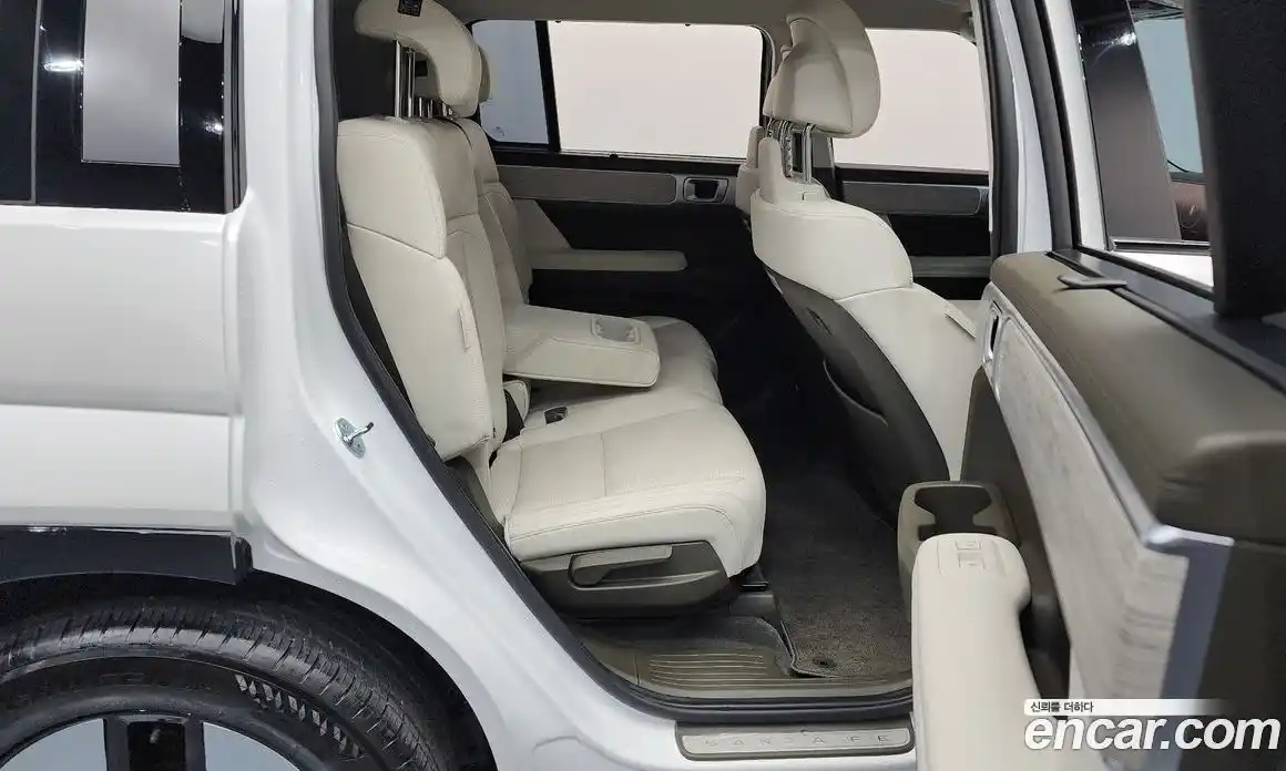 Hyundai Santa Fe 2024 1.6 Автомат в Москве № 124549, фото 12