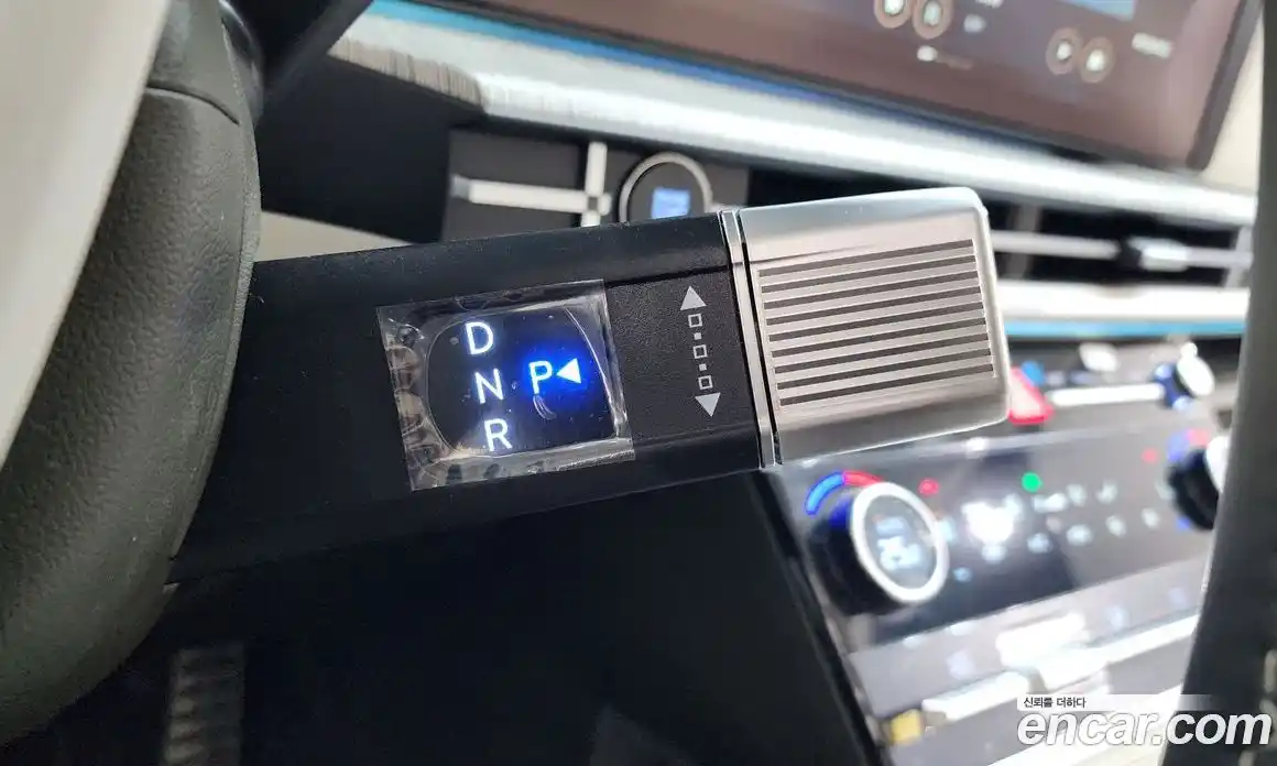 Hyundai Santa Fe 2024 1.6 Автомат в Москве № 124549, фото 9