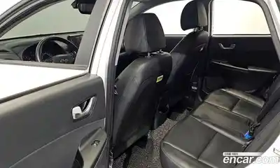 Hyundai Kona 2021 1.6 Автомат в Москве № 125014, миниатюра 11