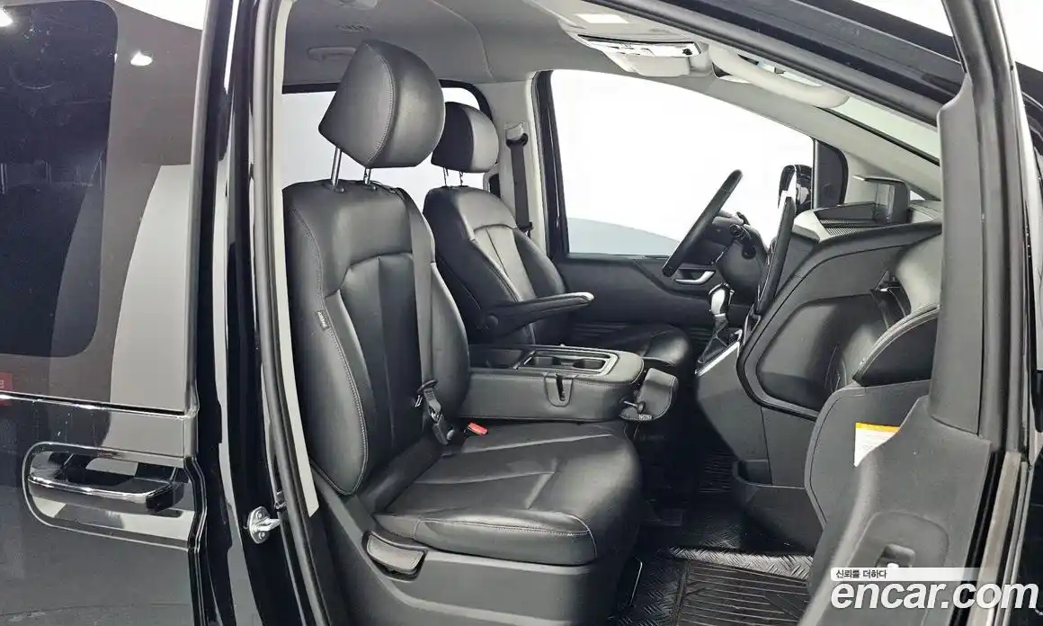 Hyundai Staria 2025 1.6 Автомат в Москве № 125223, фото 12