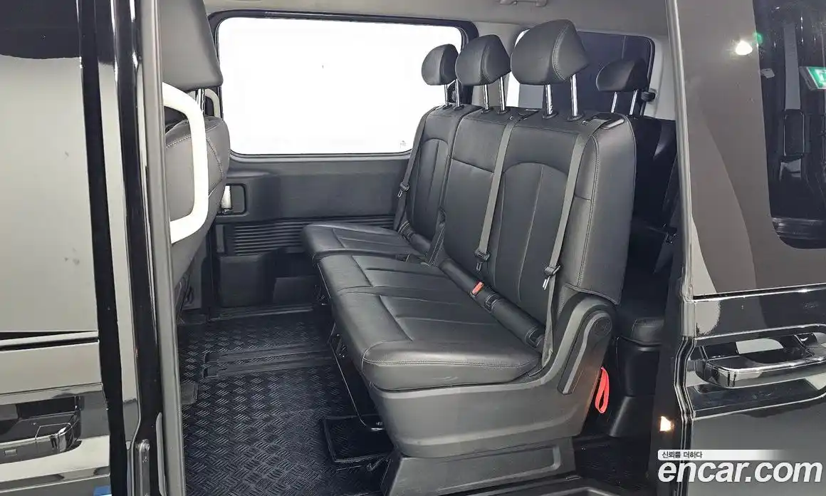 Hyundai Staria 2025 1.6 Автомат в Москве № 125223, фото 4