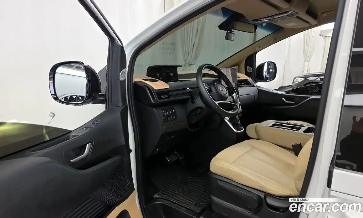 Hyundai Staria 2023 2.2 Автомат в Москве № 125358, фото 16