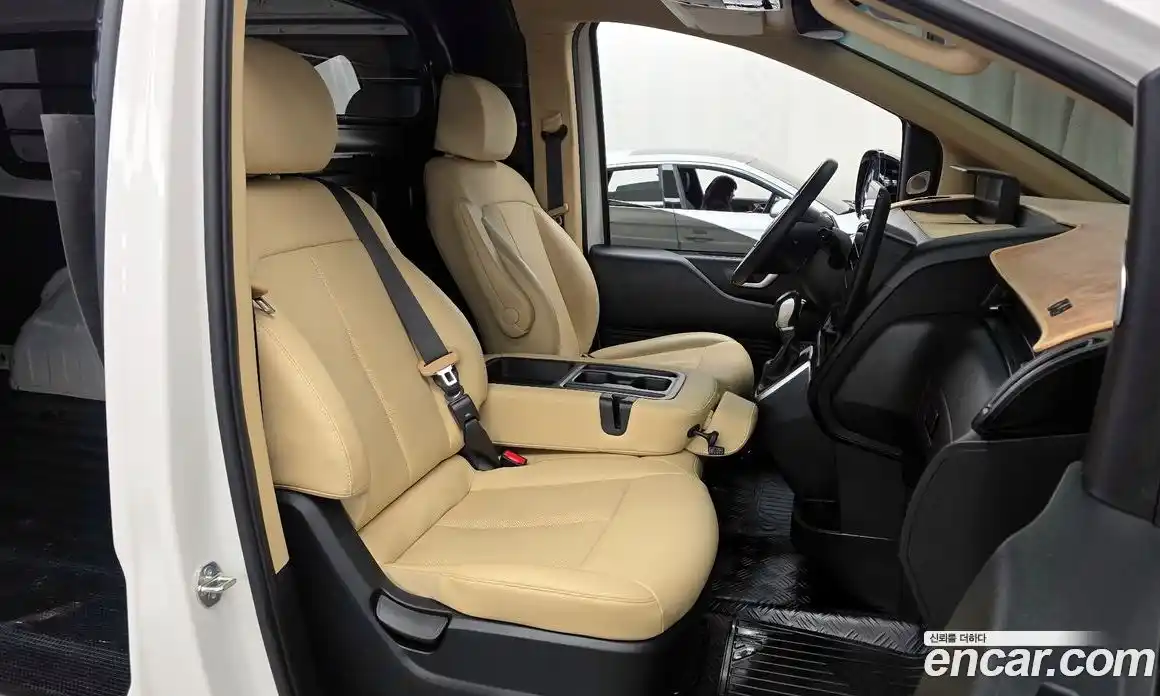 Hyundai Staria 2023 2.2 Автомат в Москве № 125358, фото 19