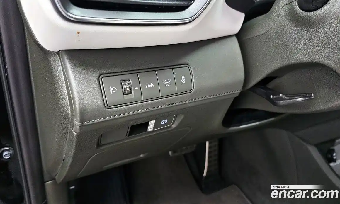 Hyundai Santa Fe 2021 2.2 Автомат в Москве № 127009, фото 15