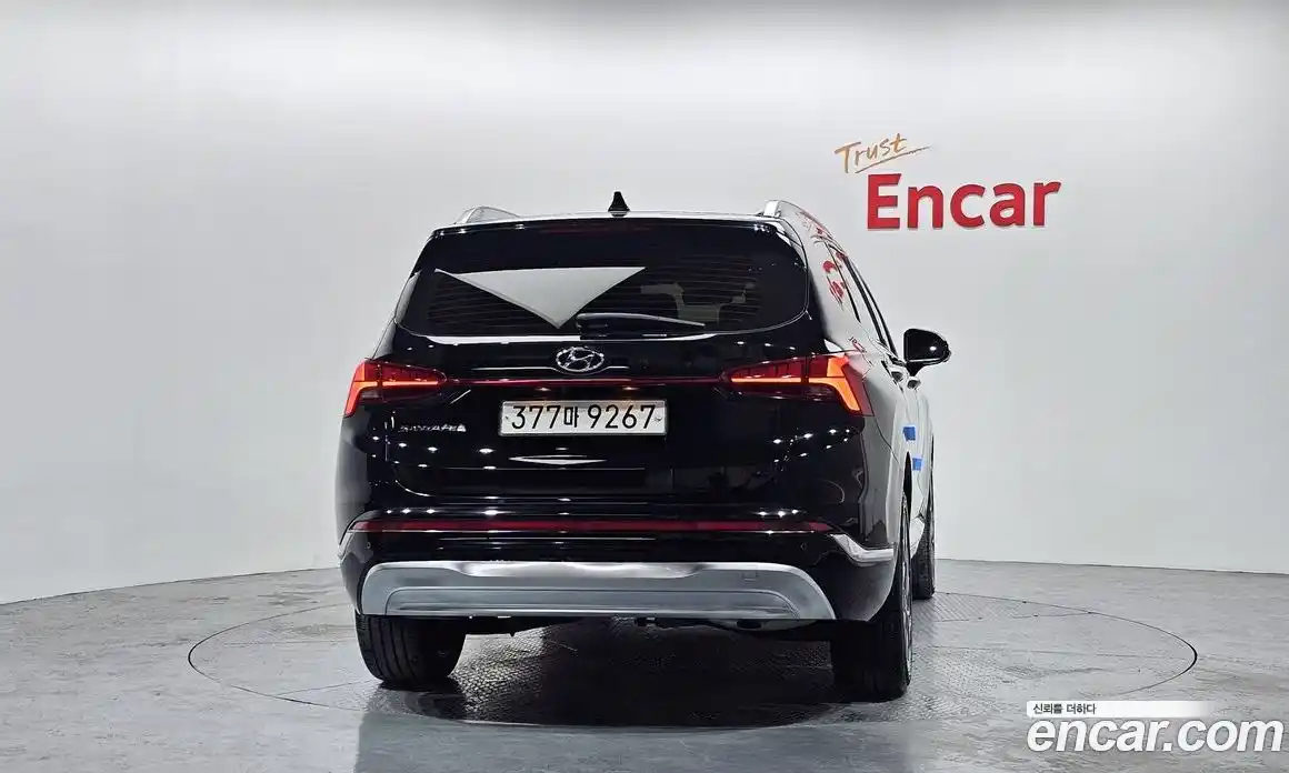 Hyundai Santa Fe 2021 2.2 Автомат в Москве № 127009, фото 4