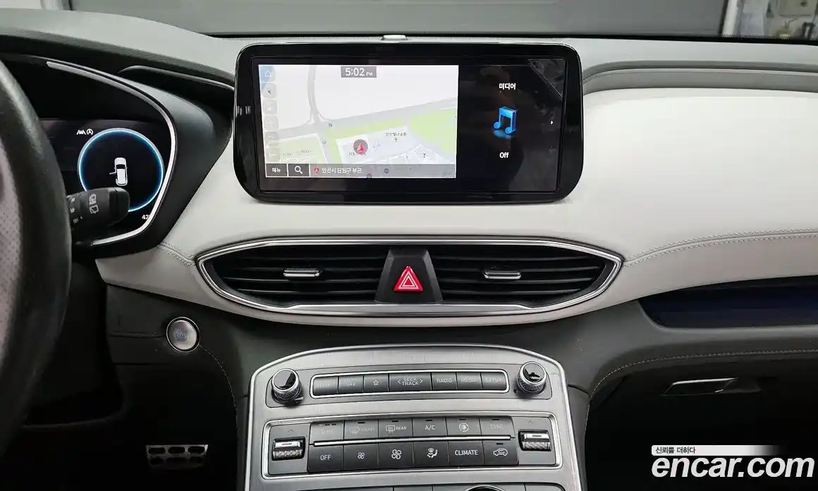 Hyundai Santa Fe 2021 2.2 Автомат в Москве № 127009, фото 9