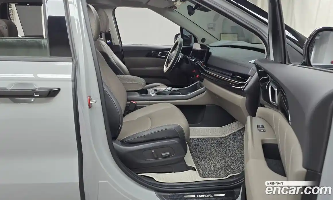 Kia Canival 2025 3.5 Автомат в Москве № 129717, фото 11