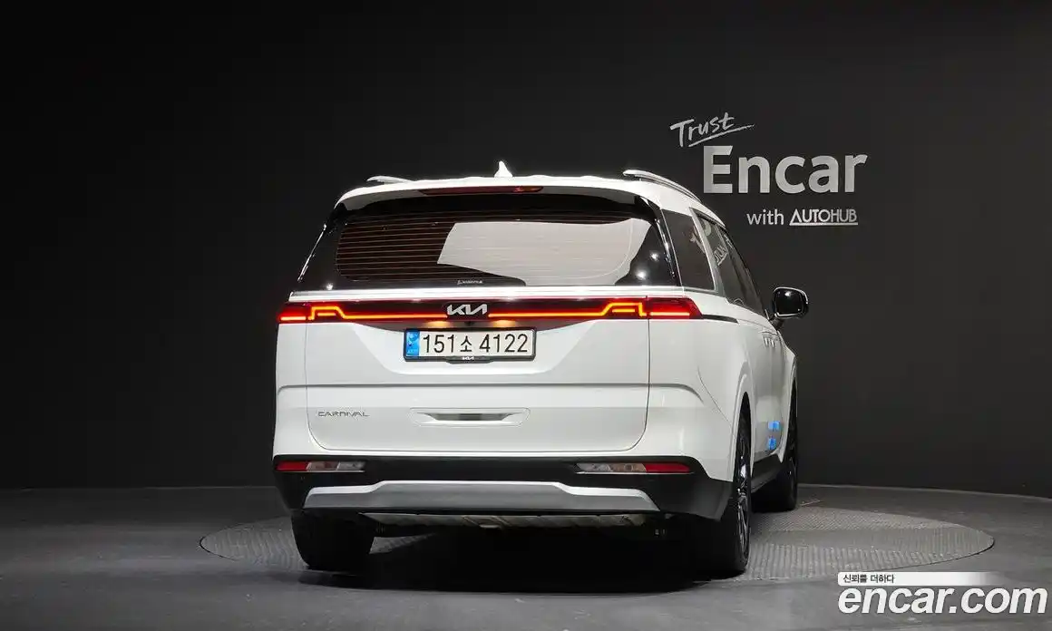 Kia Canival 2022 2.2 Автомат в Москве № 132723, фото 6