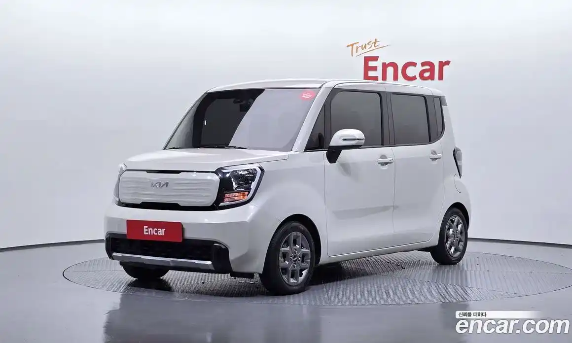 Kia Ray 2023 1.0 Автомат в Москве № 132795, фото 1