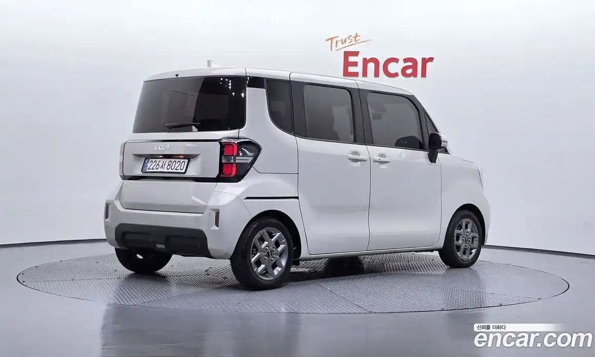 Kia Ray 2023 1.0 Автомат в Москве № 132795, фото 18