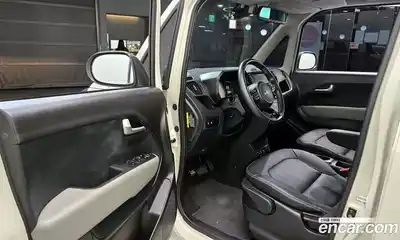 Kia Ray 2023 1.0 Автомат в Москве № 132795, миниатюра 3