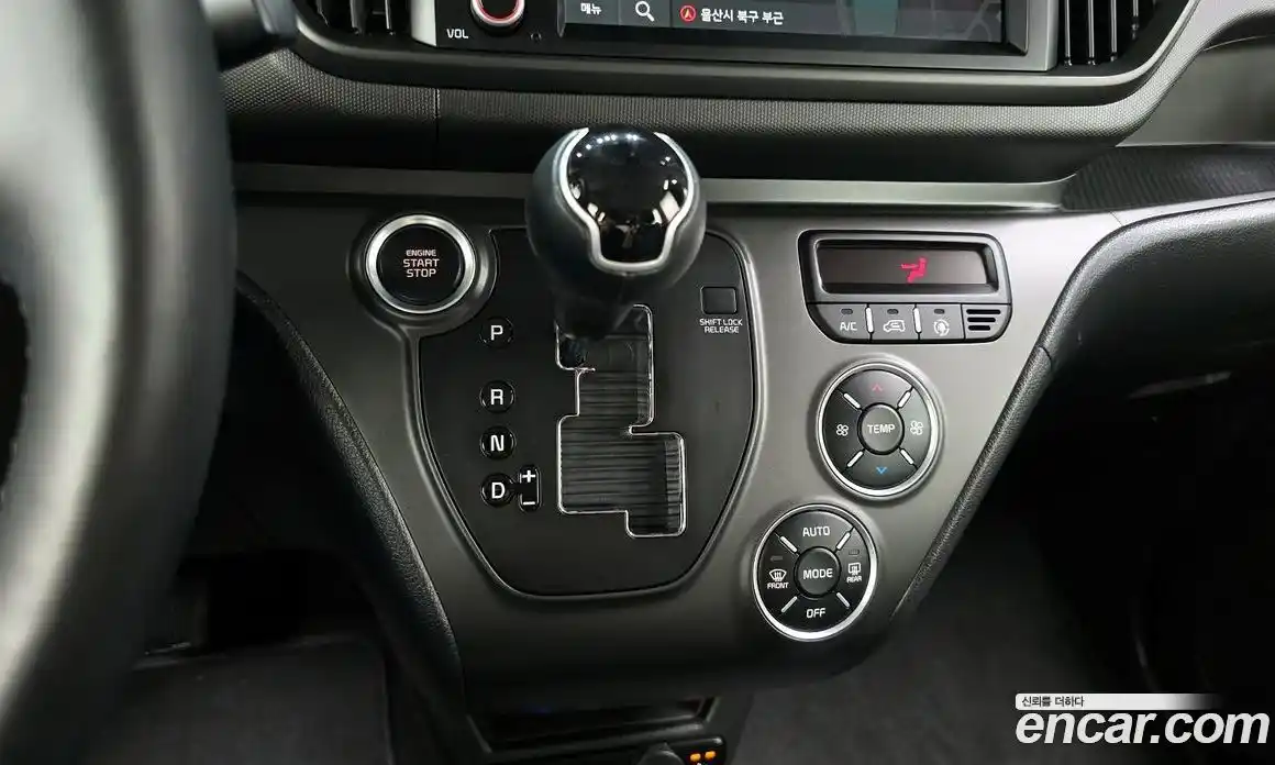 Kia Ray 2023 1.0 Автомат в Москве № 132795, фото 10