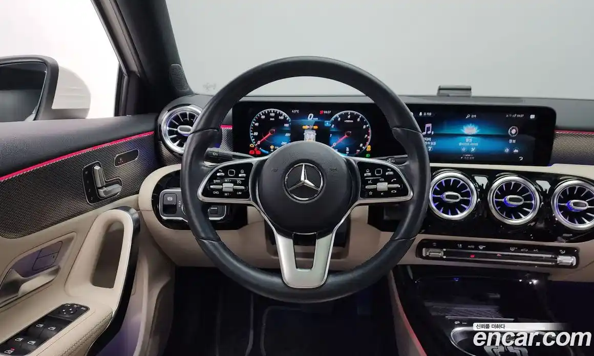 Mercedes-Benz A-Class 2021 2.0 Автомат в Москве № 135099, фото 11