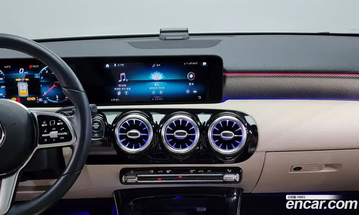 Mercedes-Benz A-Class 2021 2.0 Автомат в Москве № 135099, фото 18