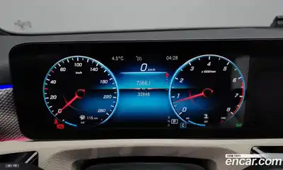 Mercedes-Benz A-Class 2021 2.0 Автомат в Москве № 135099, миниатюра 2