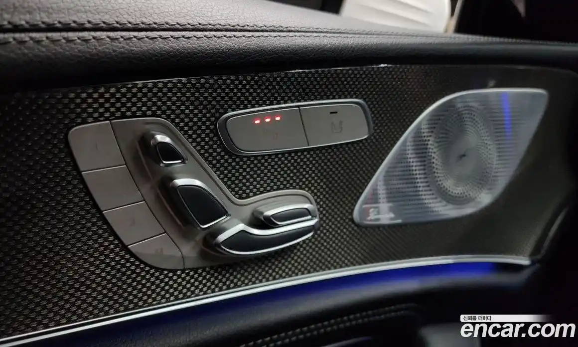 Mercedes-Benz CLS-Class 2020 1.9 Автомат в Москве № 142561, фото 12