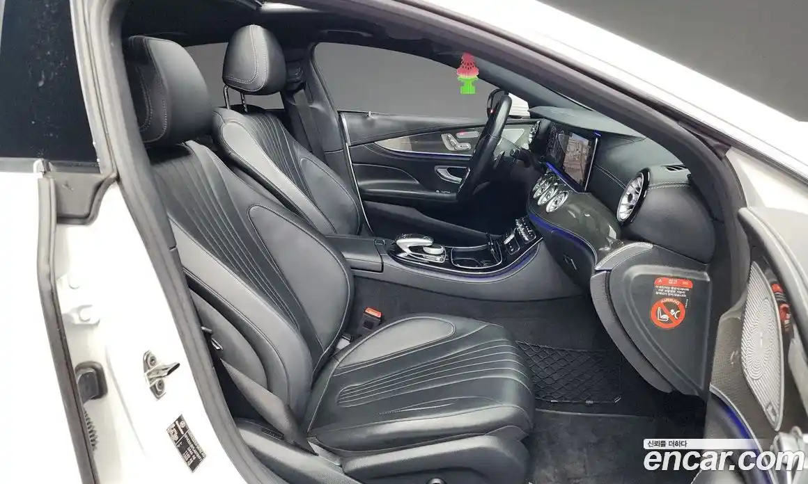 Mercedes-Benz CLS-Class 2020 1.9 Автомат в Москве № 142561, фото 16