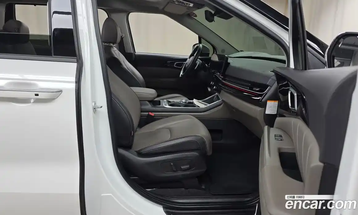 Kia Canival 2024 1.6 Автомат в Москве № 14566, фото 13