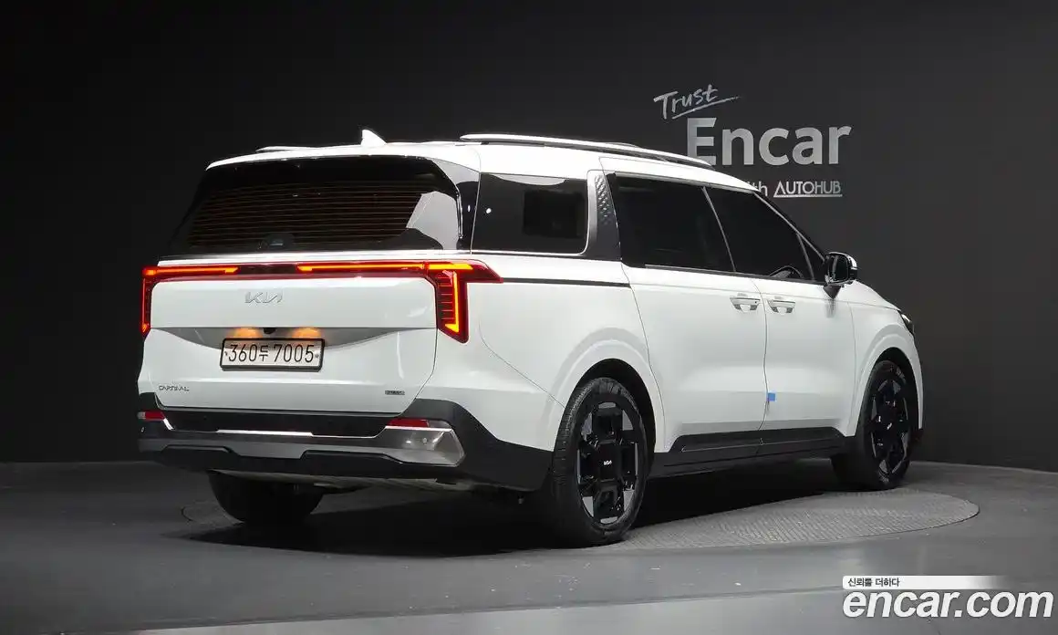 Kia Canival 2024 1.6 Автомат в Москве № 14566, фото 17