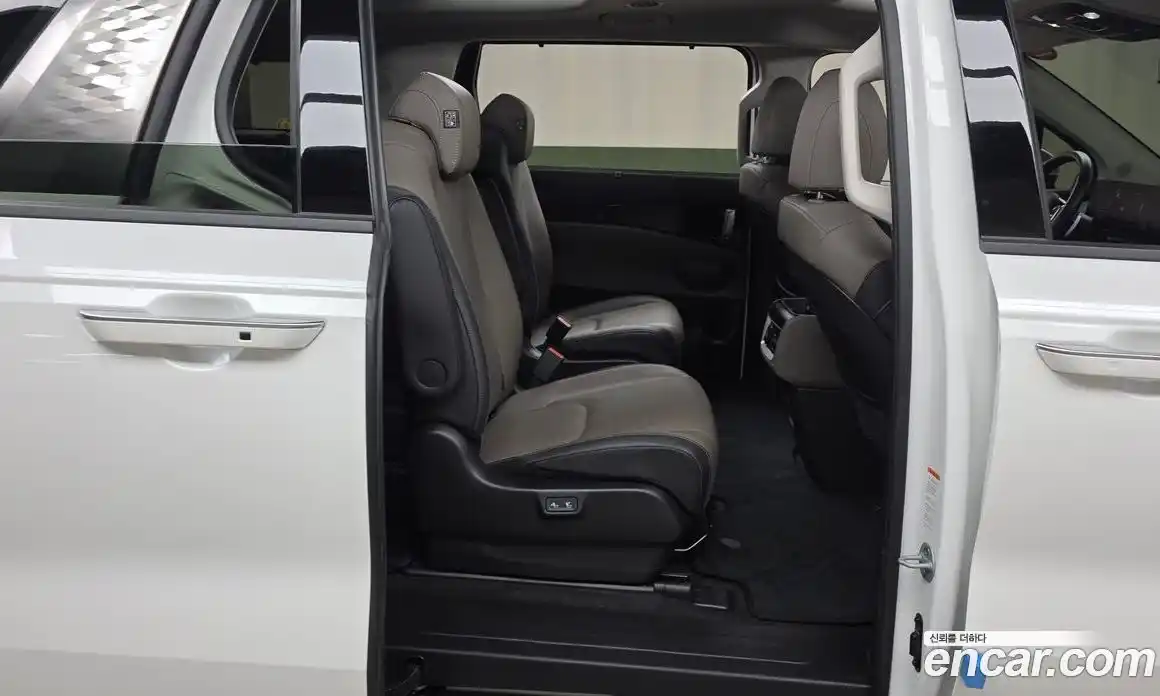 Kia Canival 2024 1.6 Автомат в Москве № 14566, фото 18