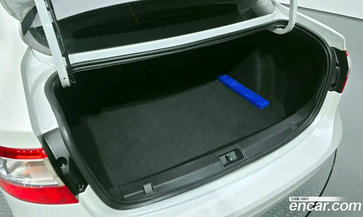 Renault SM3 2014 1.6 Автомат в Москве № 148593, фото 6