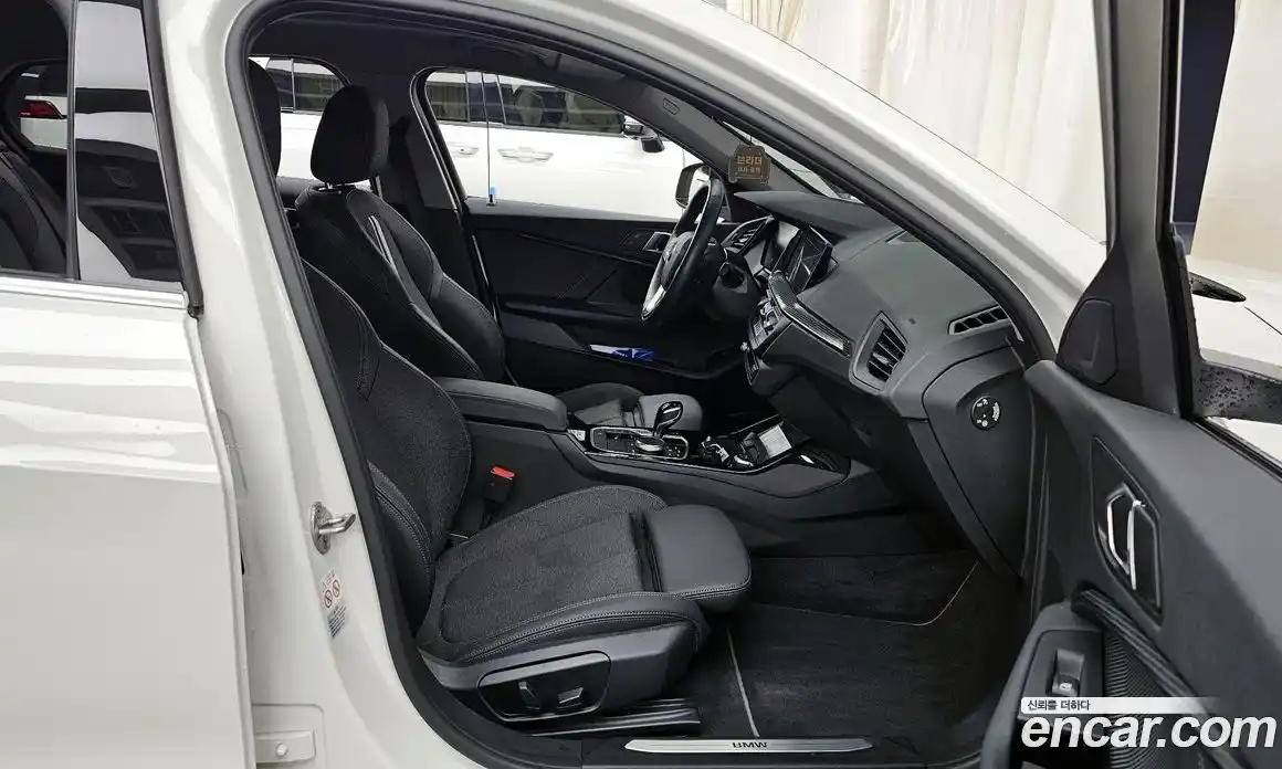 BMW 1-Series 2024 2.0 Автомат в Москве № 153915, фото 11