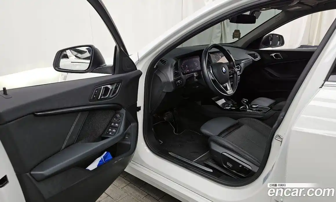 BMW 1-Series 2024 2.0 Автомат в Москве № 153915, фото 13