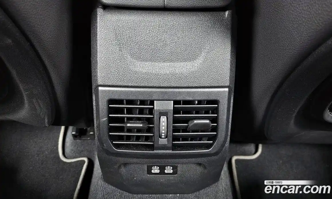 BMW 1-Series 2024 2.0 Автомат в Москве № 153915, фото 17