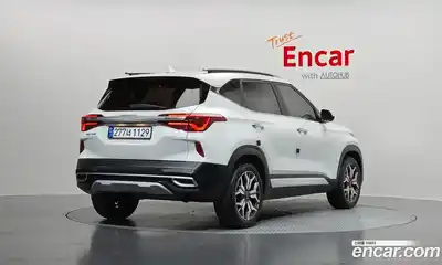 Kia Seltos 2023 1.6 Автомат в Москве № 15540, миниатюра 11