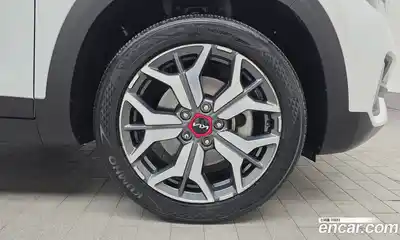 Kia Seltos 2023 1.6 Автомат в Москве № 15540, миниатюра 3