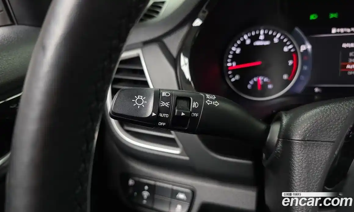 Kia Seltos 2023 1.6 Автомат в Москве № 15540, фото 10