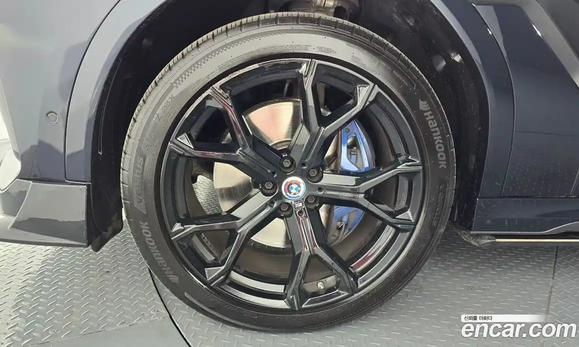 BMW X6 2023 3.0 Автомат в Москве № 157961, фото 5